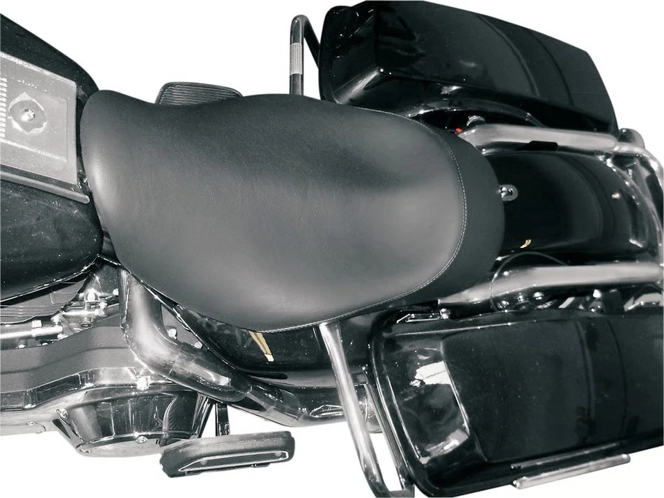 Asiento individual Danny gris liso liso buttcrack para Harley Road King 1997-07 FLHR Foto 2 de 4