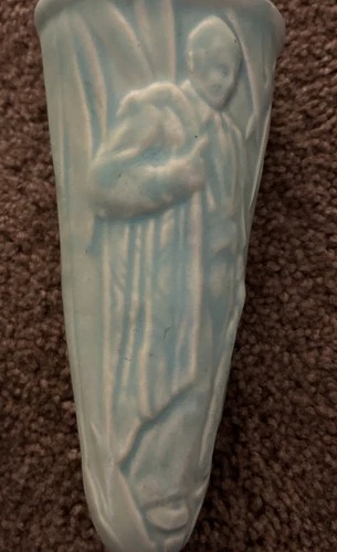 McCoy Pottery Wall Pocket Man in Field 1940’s green