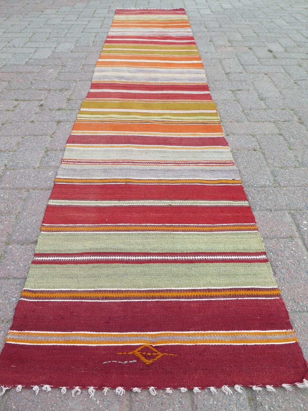 Picture 1 of 24