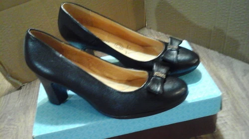 Vittorio D'Firenze Black High Heel Leather Shoes Size 8 Italy