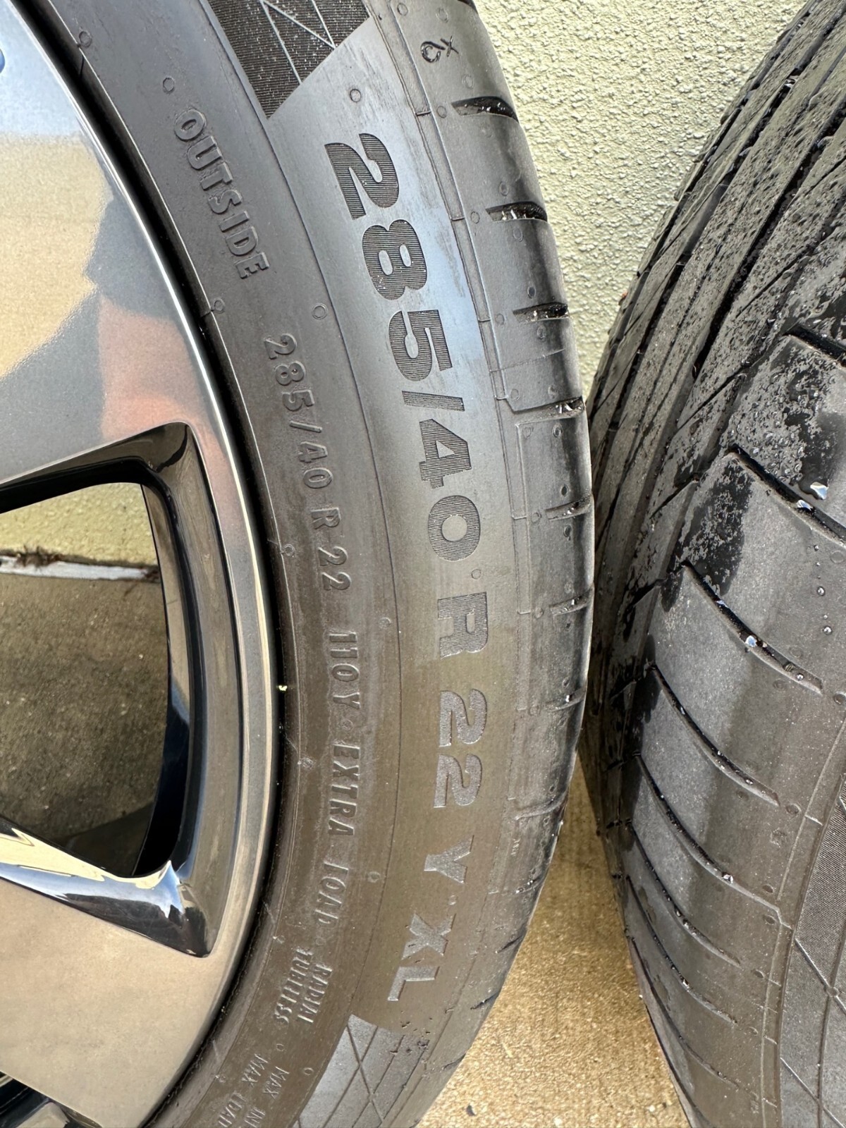 Genuine Rolls Royce Cullinan Wheels 7 Spoke With Continental Tires