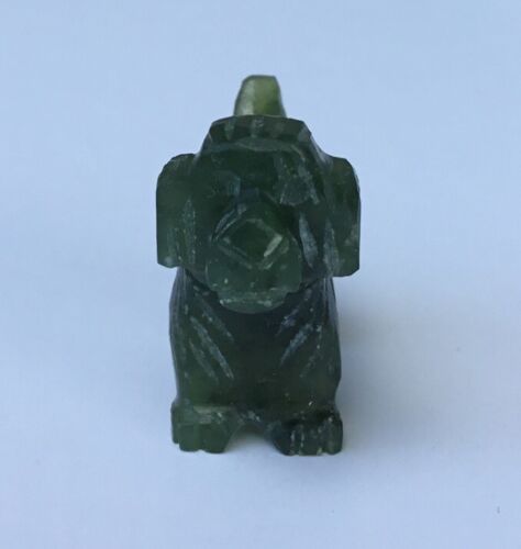 Vintage Carved Green Jade Jadeite Doodle Dog Pendant Charm Miniature Puppy - Picture 3 of 11