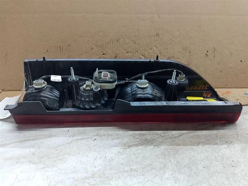 Used Right Tail Light Assembly fits: 2020 Ram Promaster 3500 van Right Grade A Foto 2 de 4