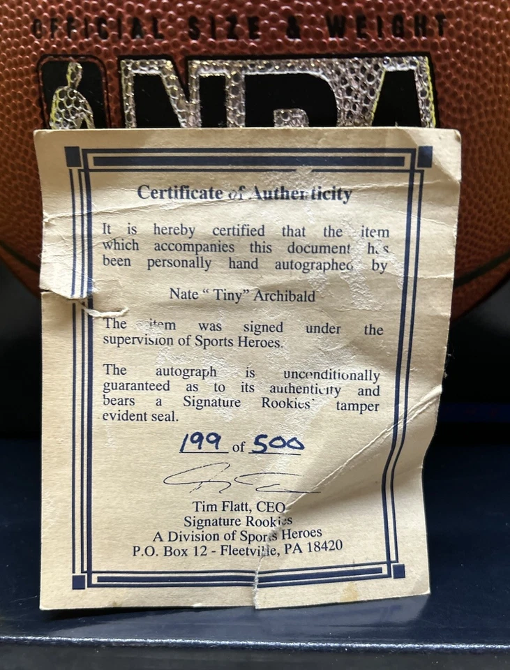 Balón Spalding NBA autografiado firmado por Nate “Tiny” Archibald Foto 3 de 4