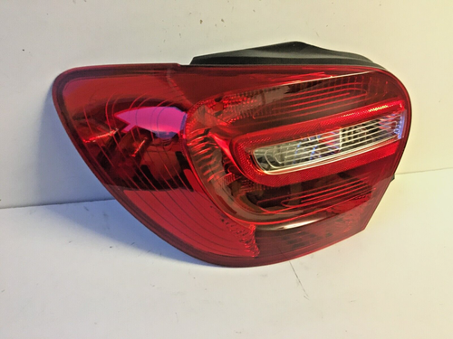 MERCEDES A CLASS REAR LAMP LENSE W176 PASSENGER SIDE LEFT NON L.E.D. 2012-2015 - Picture 3 of 10