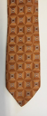 Faconnable Mens Tie 100% Silk  Gold 3D Geometric Alternating Pyramids