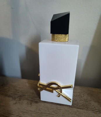 Yves Saint Laurent Libre Eau de Parfum Floral Spray, Regular Size 3 oz