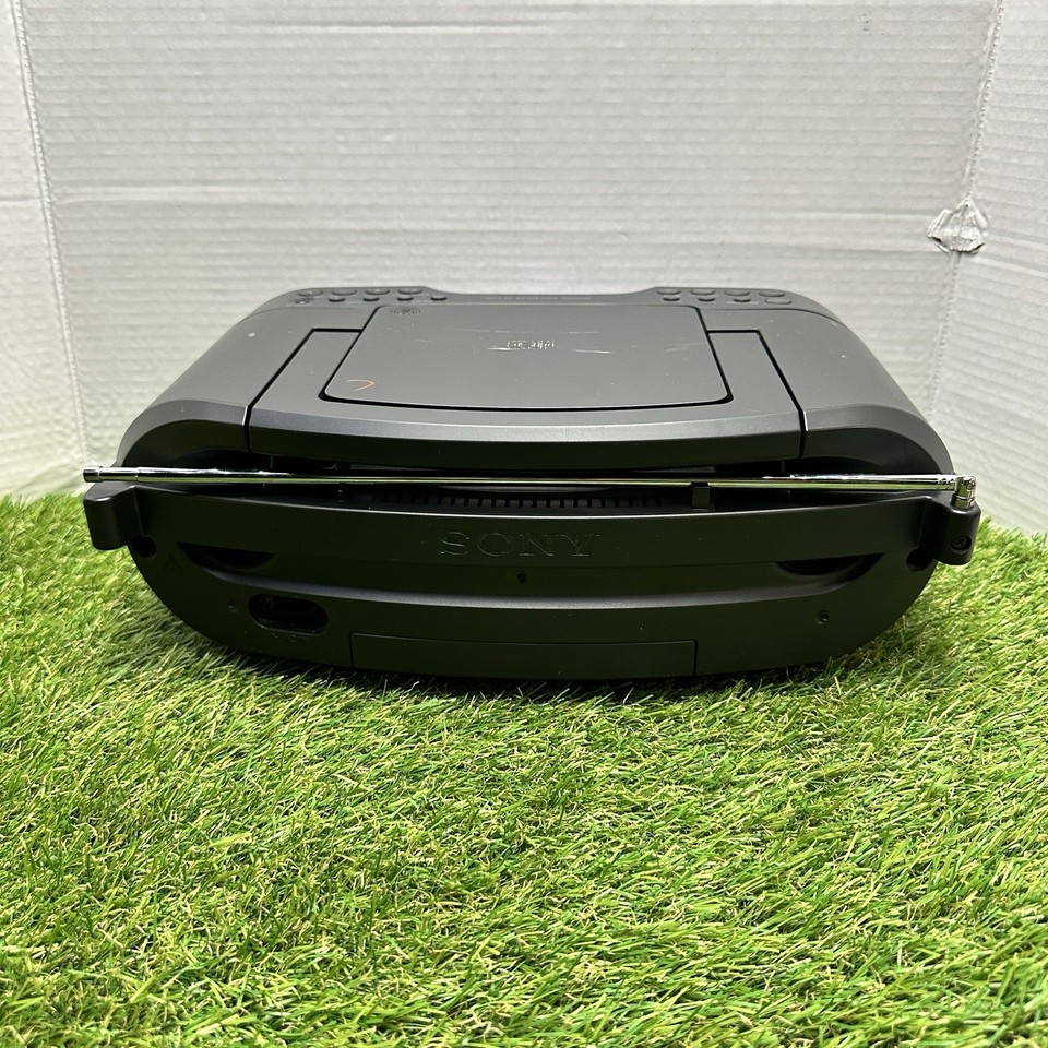 Sony Personal Audio System ZS-S3iPN iPhone Dock CD Player AM/FM Radio ...