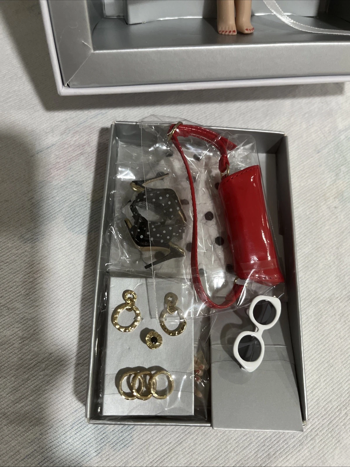 VETEMENTS Completo Completo Integrity Toys Holiday Spot Dania Zarr ��