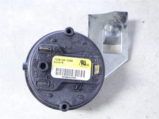 Honeywell IS20130-3288 Furnace Air Pressure Switch HK06WC090