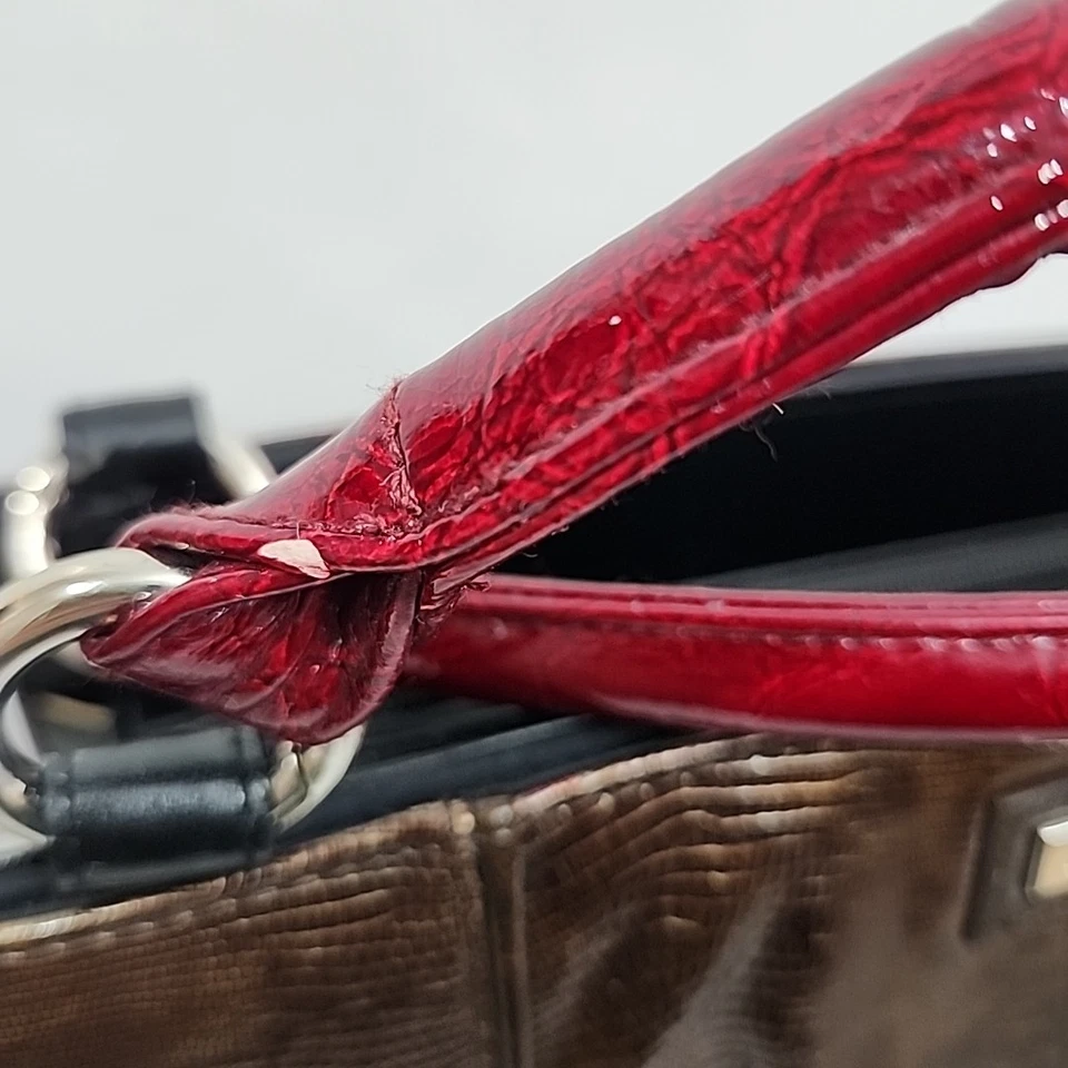 Miche Classic Base Bag Retired Design w/ Vicky Cover & Red Patent Straps Classic - Image 4 of 4