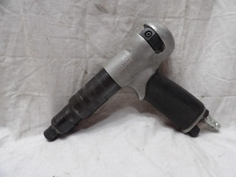 Cleco Pneumatic 1/4" Reversible Screwdriver