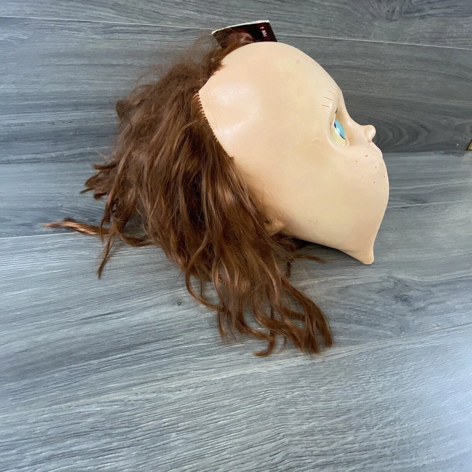 Trick or Treat Studios CHILD'S PLAY 2 Muñeca Good Guy Chucky Máscara de Halloween NUEVO Foto 4 de 4