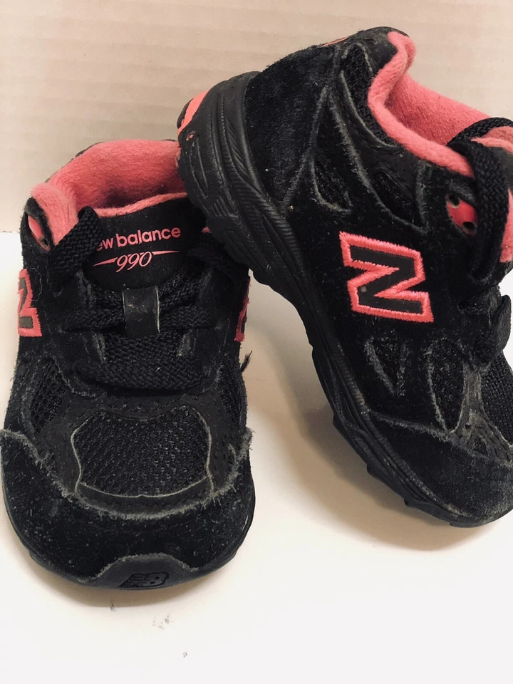 New Balance KJ990 Infantil Talla 3 NEGRO/ROSA Zapatillas con Cordones Zapatos Foto 2 de 4