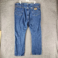 Wrangler Jeans Mens 40x32 Medium Wash Cotton High Rise Bootcut *GUC*