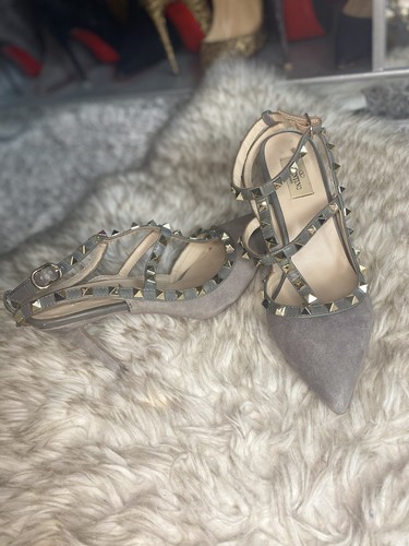 valentino rockstud 38