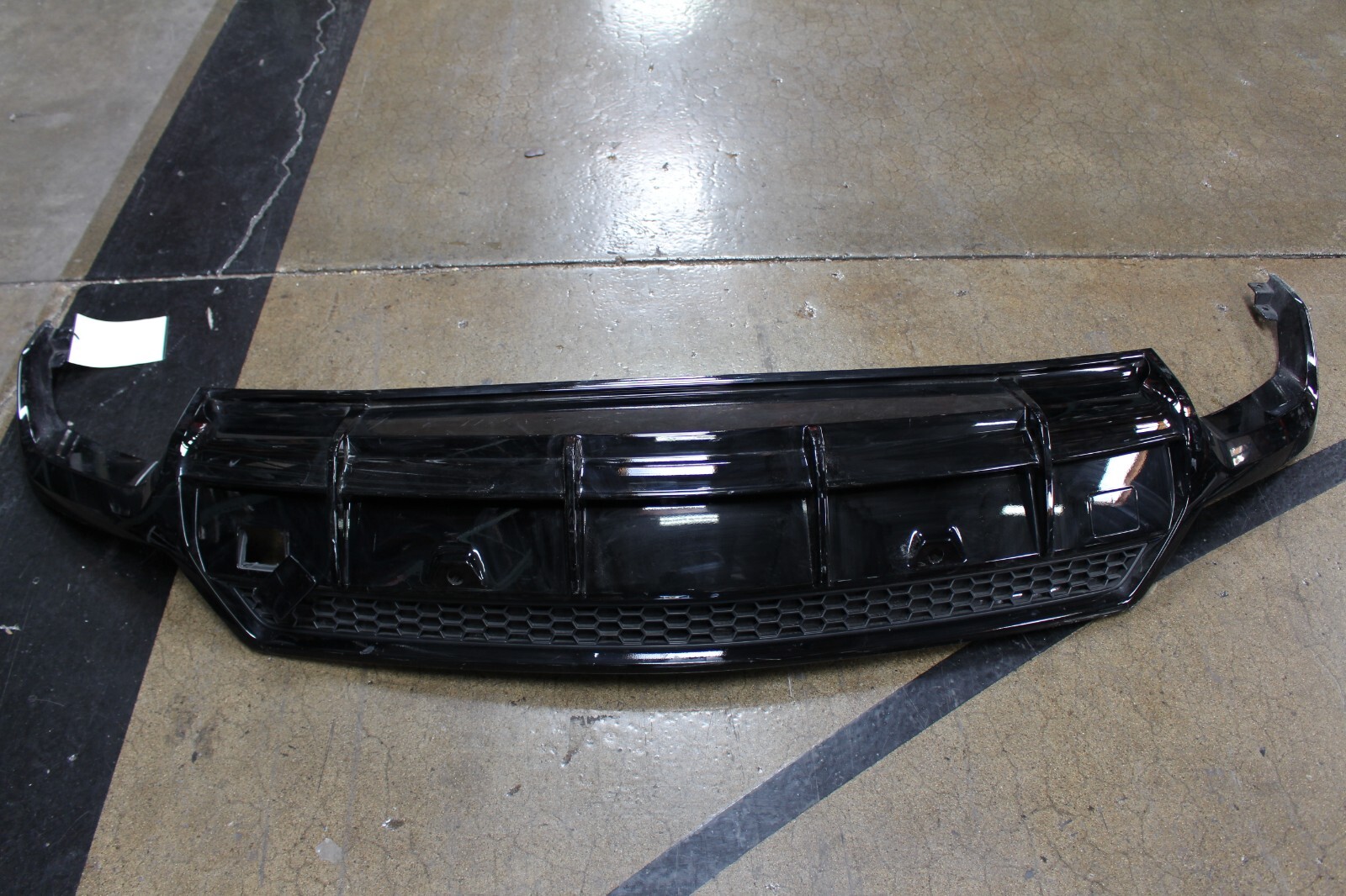 Lamborghini Urus, Rear Valance, Used, P/N 4ML807301, 4ML807568