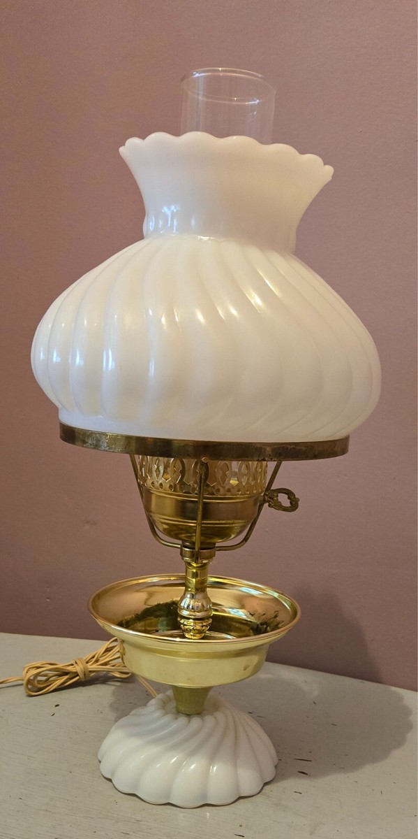 すぐ使えます　antique milk glass lamp アンティーク Vintage Milk Glass Lamp | eBay