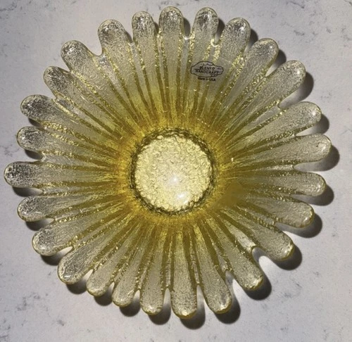 BLENKO Art Glass Yellow Amber Petal Daisy Bowl 7" with Sticker