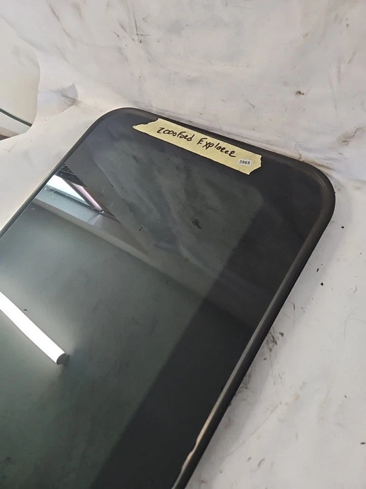 1995 - 2005 FORD EXPLORER Overhead Ceiling Sun Roof Moon Roof Glass OEM - Image 2 of 4