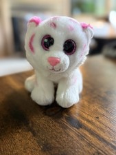 Ty Velvety Beanie Tabor The White & Pink Kitten  6'' Plush Toy Pink Eyes Retired