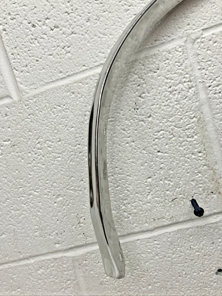 Novo OEM GM LH roda dianteira acabamento de poço 3970593 1970-72 Chevrolet Monte Carlo (SR49) - Imagem 2 de 4