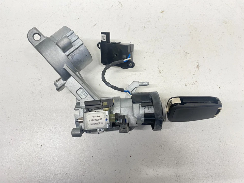 2011-2016 CHEVROLET CRUZE IGNITION SWITCH LOCK W/KEY OEM - Image 2 of 4