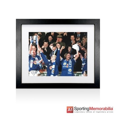 Gerahmtes Matt Elliott signed Leicester Foto - Worthington Cup Autogramm