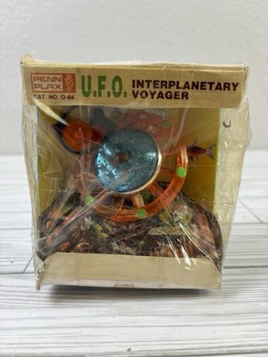 Vintage Penn Plax U.F.O. Interplanetary Voyager Aquarium Ornament Orange