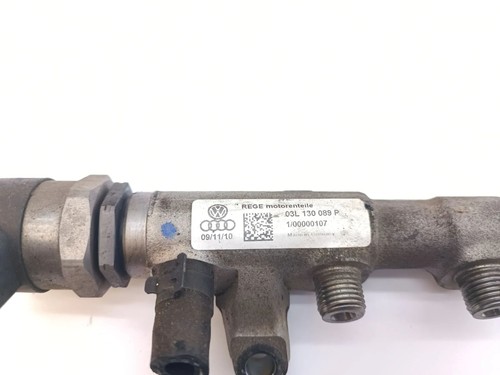 Iniettore Distributore 03L130089P VW Audi Seat Skoda - Foto 3 di 3