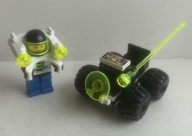 LEGO 6812 Space Blacktron 2 Grid Trekkor 100% COMPLETE + Instructions 1991 RARE!