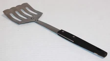 Vintage Household Stainless Slotted Scallop Edge Spatula Flipper