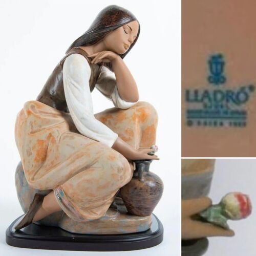 VINTAGE 15” LLADRO NEO CLASSIC WATER CARRIER ROSE LOVE FIGURINE PORCELAIN BOXED - Picture 1 of 21
