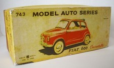 Repro Box Bandai Nr.743 Fiat 600