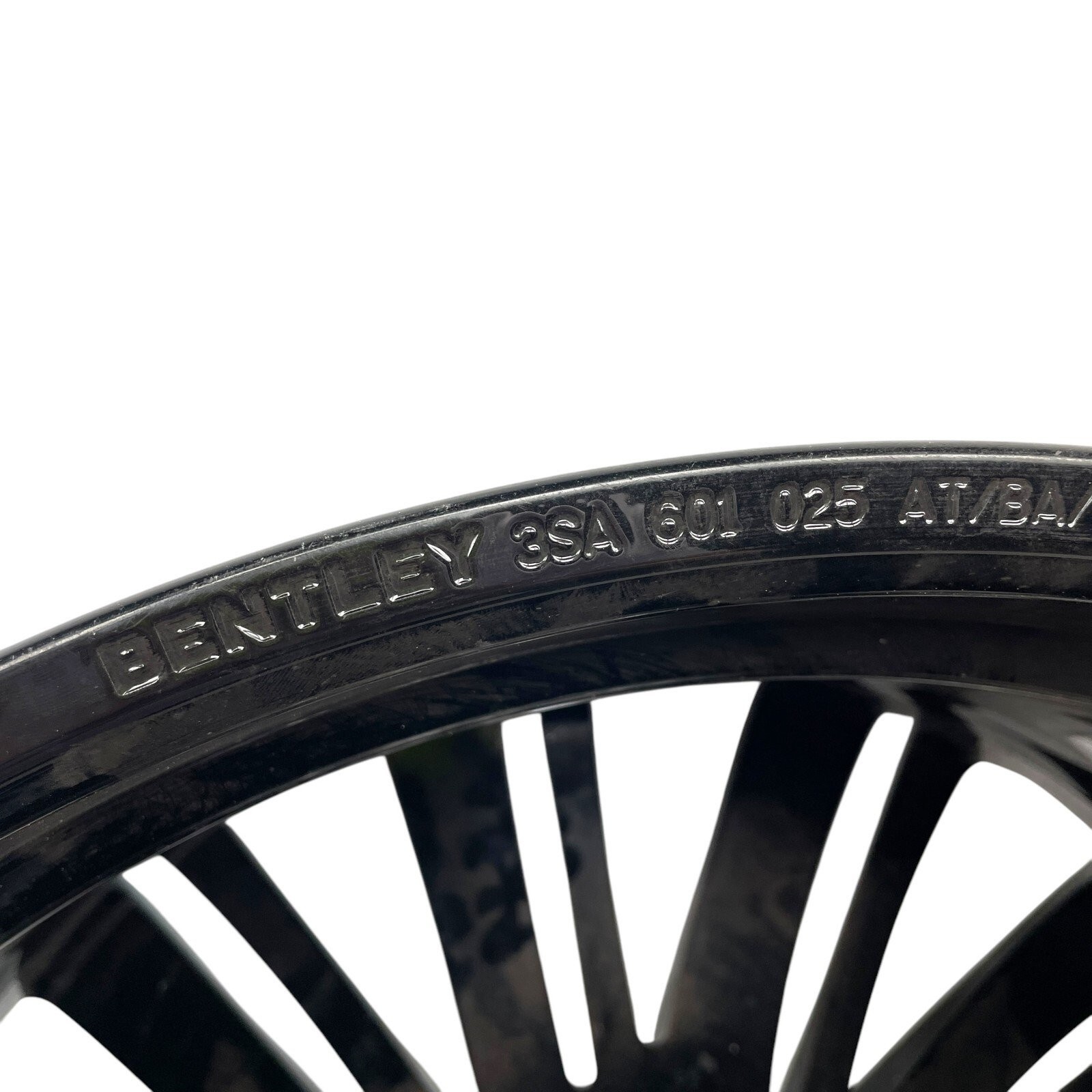 Bentley Continental 2021-2024 Front Wheels Set P/N 3SA601025BB