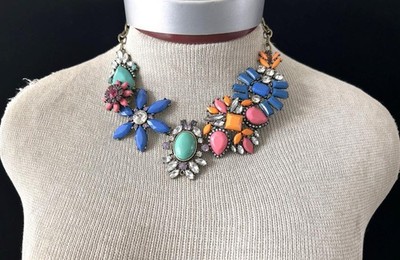 Statement necklace rhinestones many flowers vintage lobster clasp beads metal
