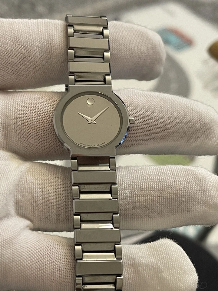 Серебряный зеркальный циферблат MOVADO Valor Ceramic 89.01.1841 26 мм женский сделано в Швейцарии - Изображение 3 из 4