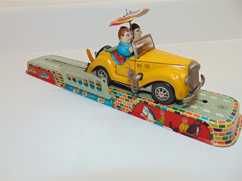 Vintage Marusan Toys Japan Windup Wonder MG Car Toy-Tin Litho-works-w/track - Picture 4 of 15