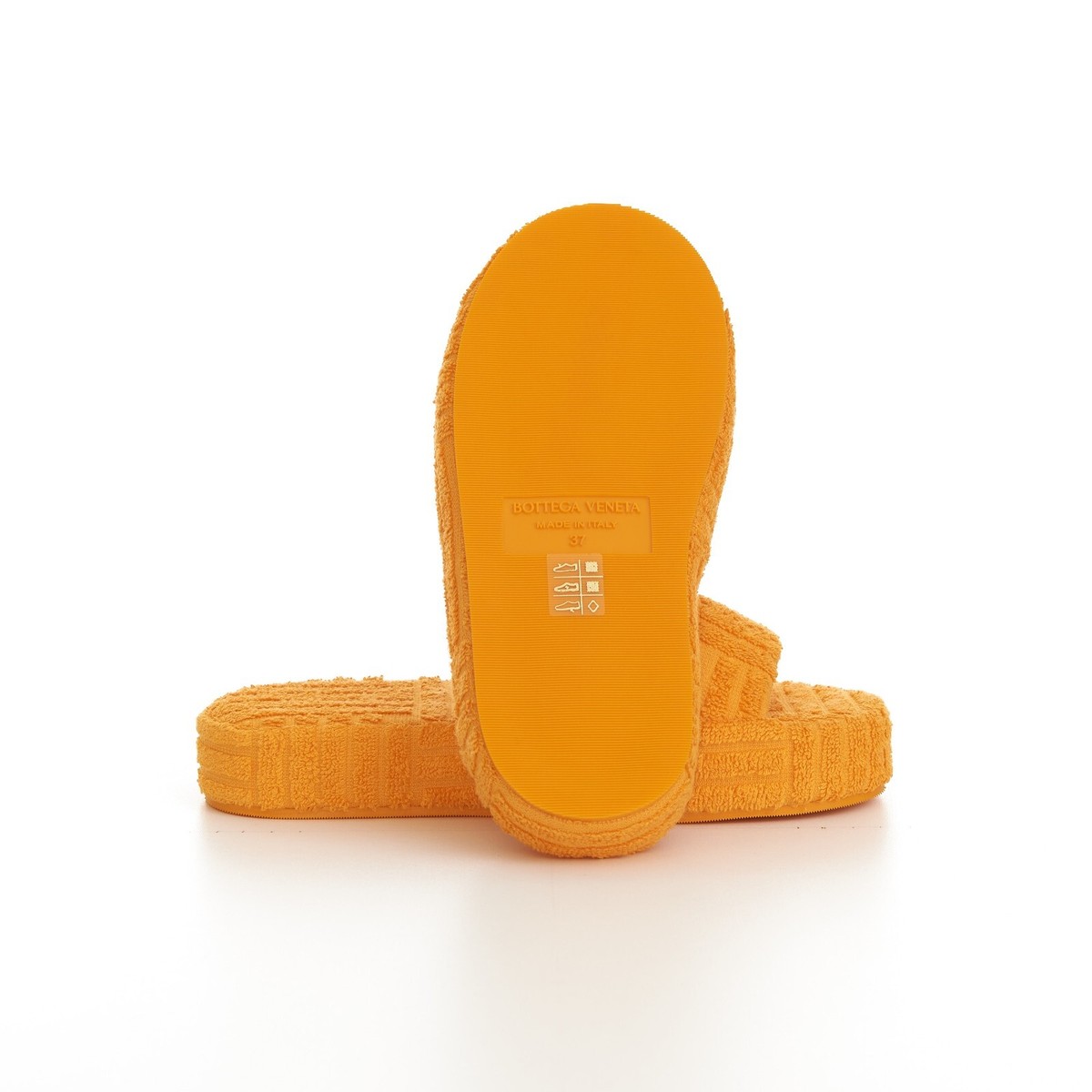【関税込み】Bottega Veneta オレンジ Resort Sponge サンダル BOTTEGA VENETA 600$ Sponge Slide Sandals - Tangerine Orange