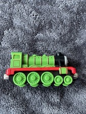 2009 Thomas Friends Henry Take N Play Magnetic Diecast Train Engine