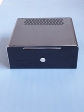 Mini ITX z systemem Windows 10 Pro – czarna aluminiowa obudowa konstrukcyjna – SSD – cichy