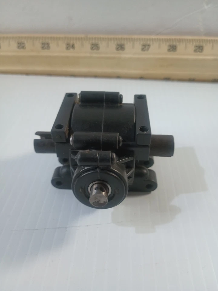 Team Associated Nitro RC MGT Monster Truck Differential Part Pre-owned HobbyPart - Image 4 of 4