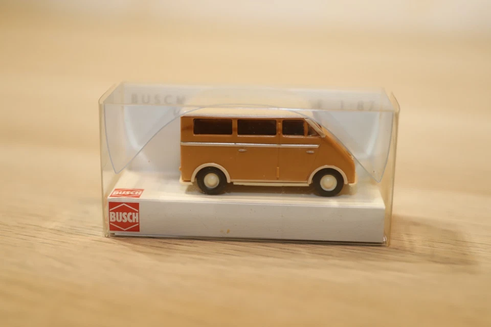 Busch, 40915  DKW 3=6 Bus Beige Oldtimer H0, 1:87 - Bild 3 von 3