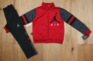 boys red nike tracksuit