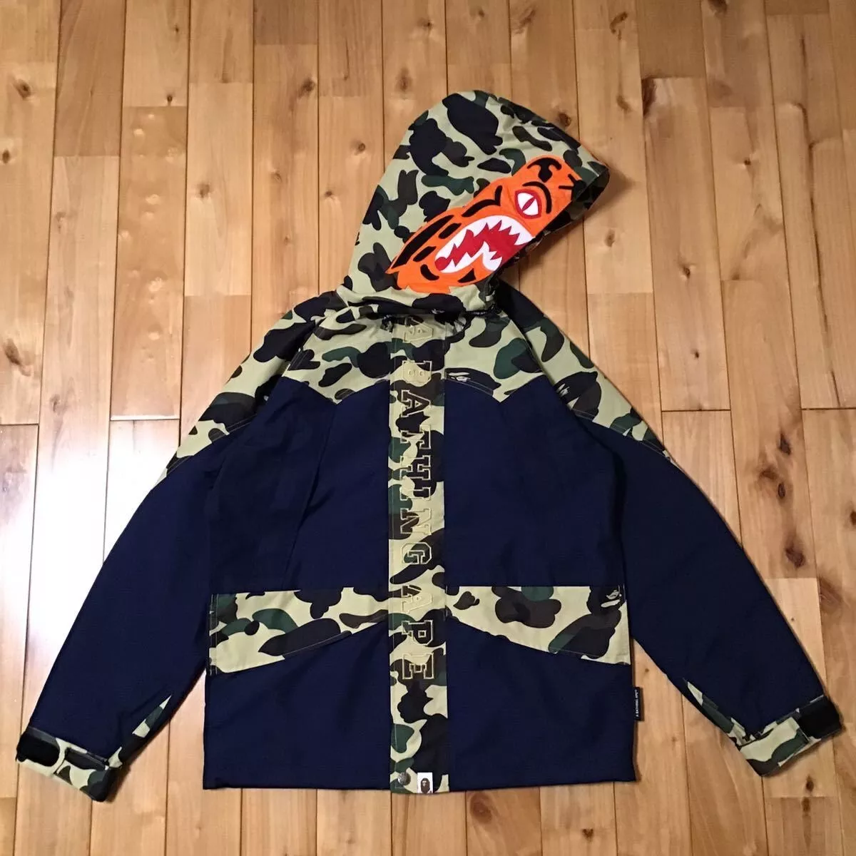 BAPE 1st camo yellow × navy Tiger snowboard jacket A Bathing Ape Size S