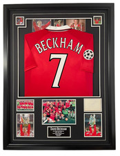 Framed David Beckham of United Signed Photo 1999 Display with SHIRT Jersey.
