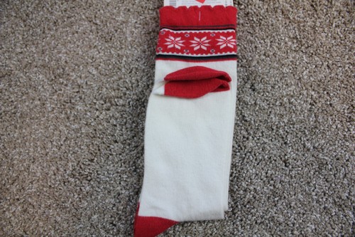 Gymboree Outlet Red Fair Isle Holiday Christmas Socks Girls M Shoe Size 13-2 NWT - Picture 3 of 3