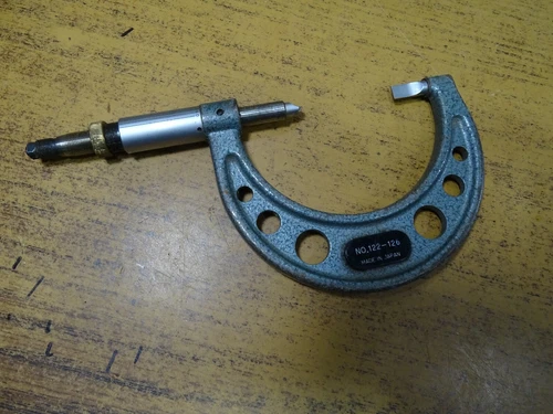 MITUTOYO 1" to 2" BLADE MICROMETER - #122-126