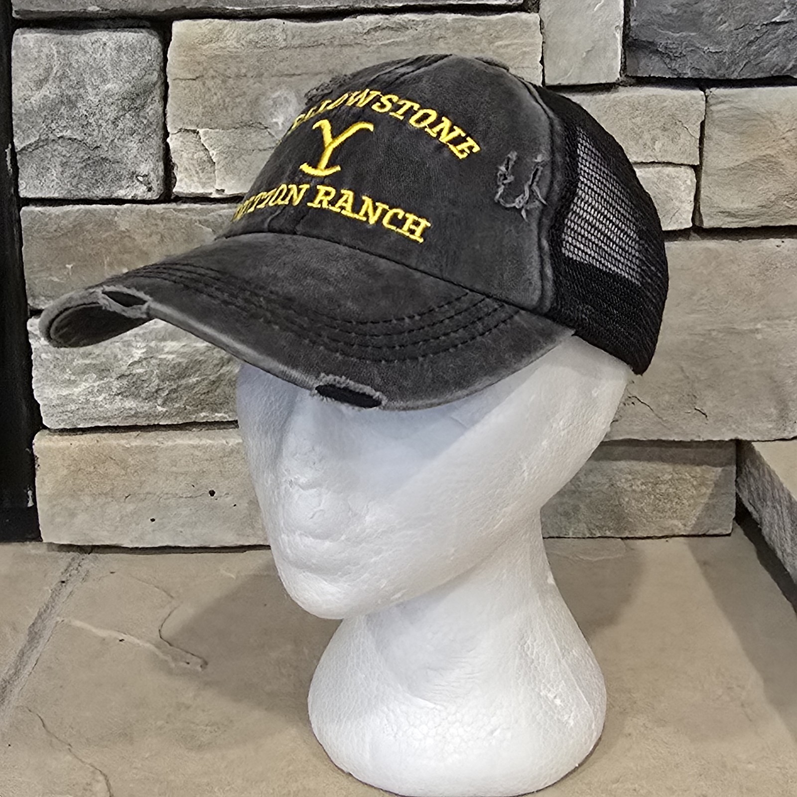 Cappello da donna con cappuccio a sfera strap back Yellowstone Dutton Ranch invecchiato pony nero