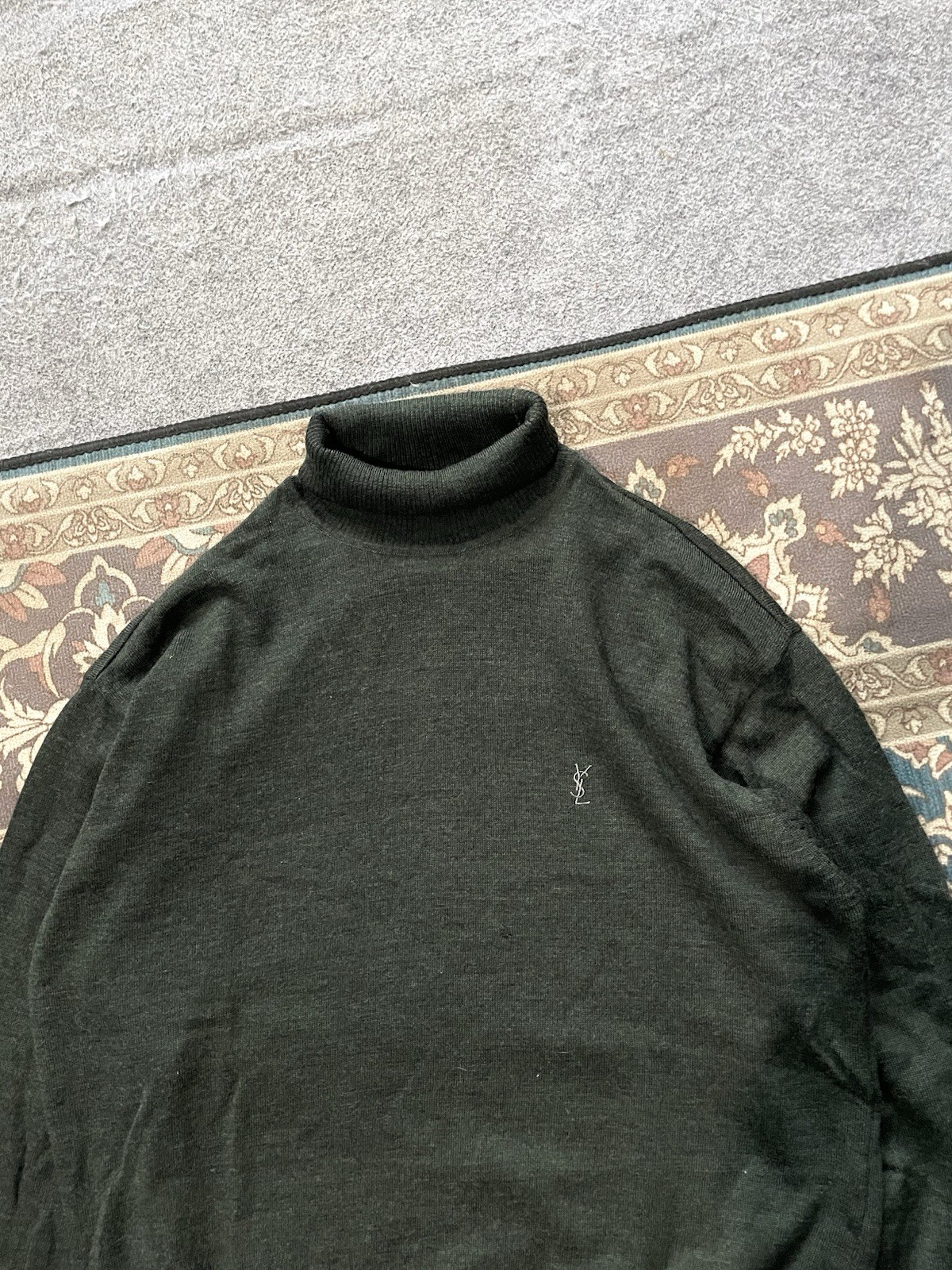 Maglione girocollo vintage Yves Saint Laurent YSL in maglia